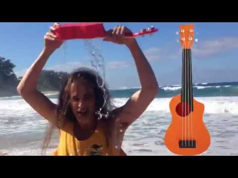 Plastic Ukulele - Bartt's a Head Case