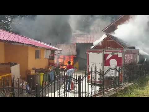 Incendiu la Pensiunea Dracula din Arefu (Căpățâeni)- Argeș