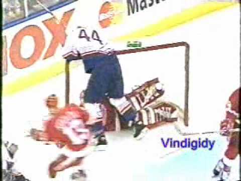 Courtnall headbutts Maltby 4/18/97 playoffs