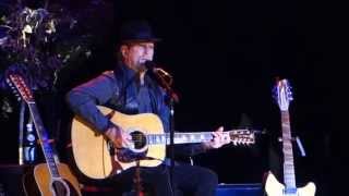 ROGER  MCGUINN: "CHESTNUT  MARE" Live at Monmouth University, 4/24/15