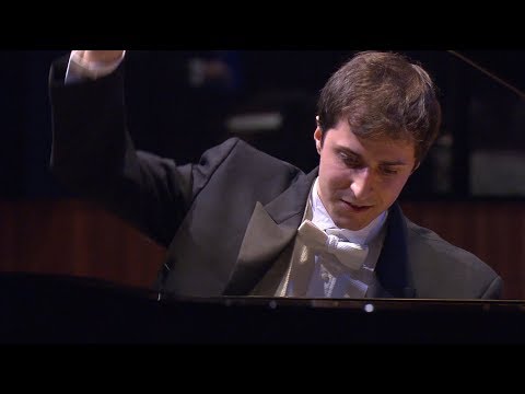 W. A. Mozart: Concerto No.25 in C Major K.503  -  Kenneth Broberg