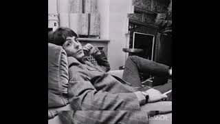 Growing Up Falling Down - Paul McCartney