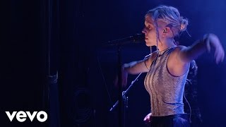 Aurora - Black Water Lilies (Live on the Honda Stage)