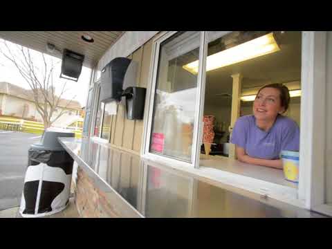 Uhlman's Ice Cream opening day