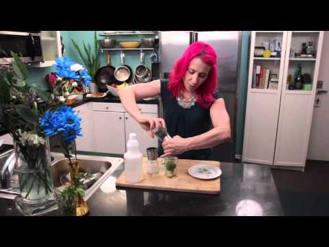 How to Make Pickled Garlic : Chef Tips & Techniques