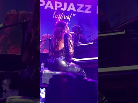 Phyllicia Ross Live at Papjazz in Okap