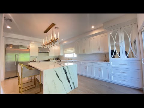 5028 Sunnyslope Ave, Sherman oaks ! Gorgeous Large floor plan Two-story house fully updated.