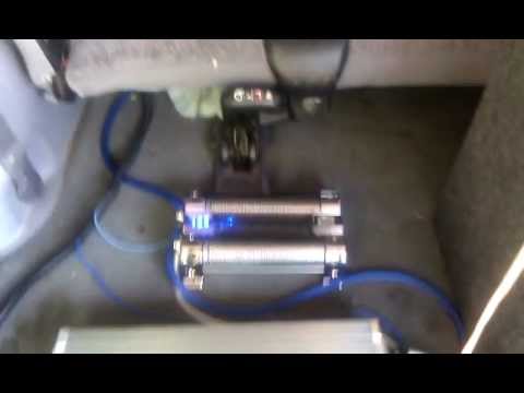 Budget Bangin! Power Acoustik MOFO 154x, Boss Audio AR25000m, Boss 8 farad capacitor
