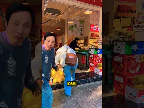 Bedava Durian Meyvesi Aldım