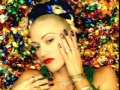 Gwen Stefani- "Luxurious" [2004] 