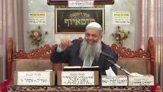 הרב שמעון זרביב  פרשת תרומה תשפ'ו (בית הכנסת מוסאיוף) - התמונה מוצגת ישירות מתוך אתר האינטרנט יוטיוב. זכויות היוצרים בתמונה שייכות ליוצרה. קישור קרדיט למקור התוכן נמצא בתוך דף הסרטון