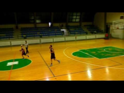 Μπάσχετοι vs West Side Rippers