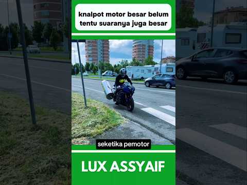 LOOK AT THE SOUND OF THIS MOTORCYCLE'S BIG EXHAUST #shorts