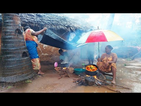 🌧️Unbelievable Rainy Day Village Cooking🍛Slow-Cooked Chicken Curry, Organic Okra Soup & Fluffy Ugali