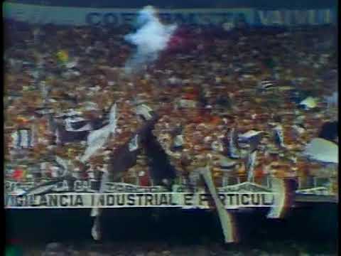 1977 - Atlético MG 4 x 2 Londrina (Fernando Sasso com imagens da Globo - Gols)