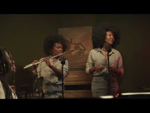 Daymé Arocena - El Ruso Dayme's Version (Official Video)