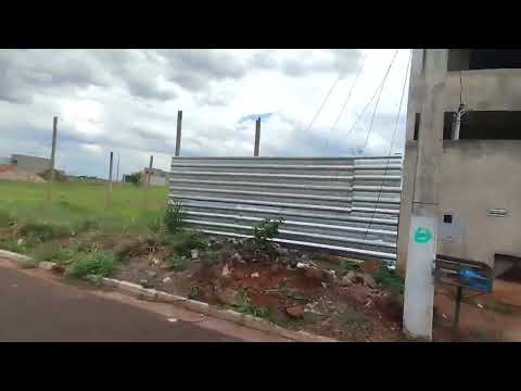 Jardim dos Ipês Araporã MG — Loteamento Completo e com Vista Incrível!