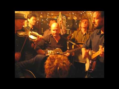 Police Dog Hogan - Shitty White Wine - Songs From The Shed Session