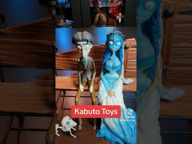 Vídeo relacionado con SD TOYS - Llavero metálico Flores La Novia Cadáver (Corpse Bride)