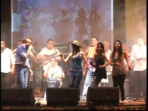 Lluvia De Mujeres Los Betos Del Vallenato 