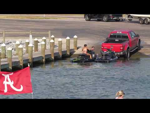 I’ve Filmed 1,000 Boat Ramps… Never Seen THIS Before 😳🤣