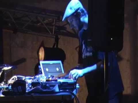 DJ Courtasock | live at The Writer's Bench | Namur