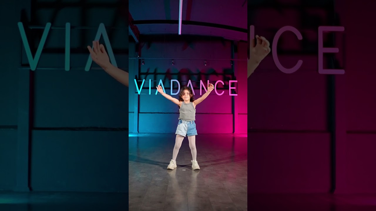 Dans 1 - Elif Ada Kulaber