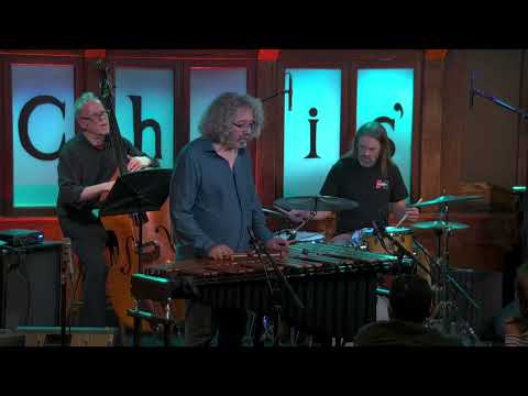 Tony Miceli Trio Live at Chris' Jazz Cafe - Bolivia