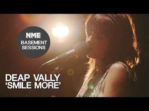 Deap Vally, 'Smile More' - NME Basement Sessions