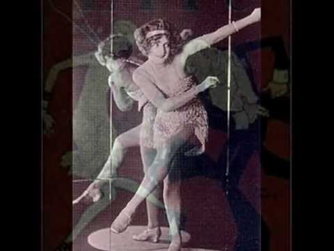 Hot! Roaring 1920s: Paul Ash & His Orchestra, You Don't Like It- Not Much, 1927