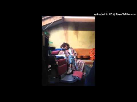 Nneka LIVE Walking - My Fairy Tales - Tour 2015 @Jam'in'Berlin