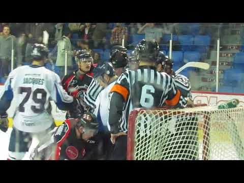 Adam Bourque vs Kevin Asselin