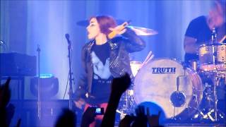 Paramore - Grow Up  (Live Debut) @Paris, Zénith De Paris, 7 Septembre 2013