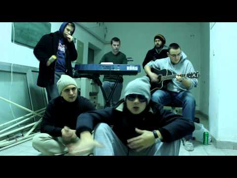 Strava Škola - Huja (unplugged version)