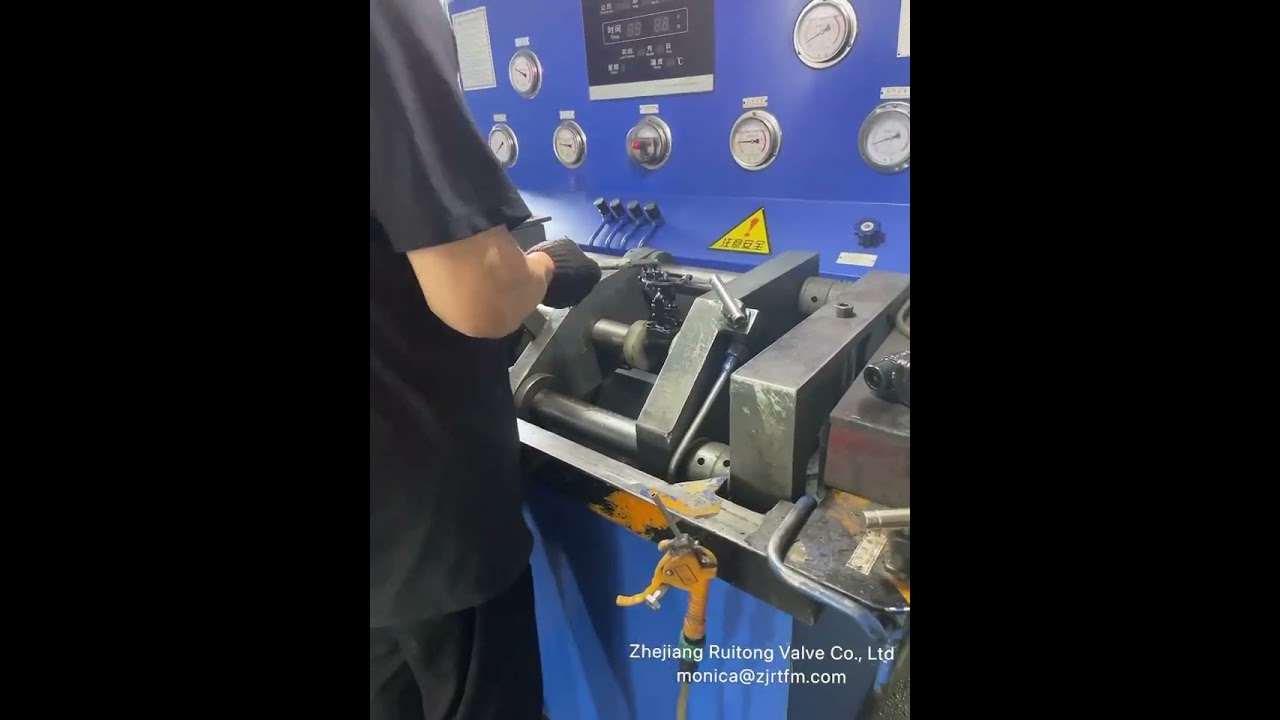 Forged steel Valve pressure test #industrialvalves #gatevalve #valvefactory #forgedvalve