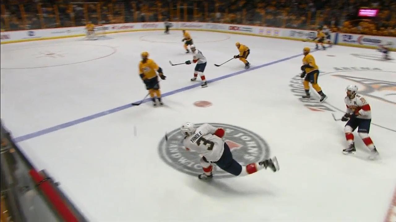 Vidéo: Pekka Rinne a tellement PEUR de perdre sa job...que....