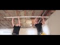 Comment installer un plafond suspendu? | Plafonds Embassy - vidéo d'installation