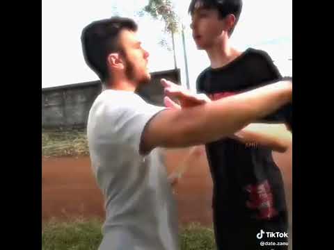 ZANU |zanella devende o joaoadur do namorado da nicolie e do cassiano#zanella#eu você é nos#short???