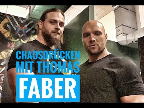BANKDRÜCKEN mit STRENGTH WARS MONSTER Thomas Faber