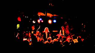 Patti Smith - Pale Blue Eyes At CBGB's Last Show