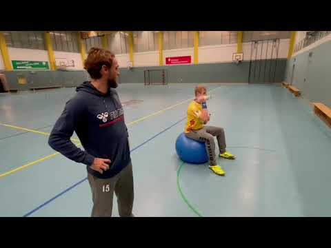 Mecklenburger Stiere: Fitnessvideo mit Christian Zufelde
