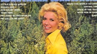 Dinah Shore - Country Feelin'  (I'm Living In Two Worlds)