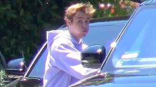 Justin Bieber Appears Ridden With Stress During Errand Run With Hailey Baldwin