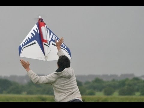 WESTON UK VELOCITY 50 (MANIC TEA TRAYS) RC DISPLAY TEAM RC MODEL AIRCRAFT SHOW BARTONS POINT 2012