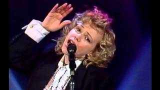 Martine St-Clair ''Danse avec moi'' Live - 1993 -