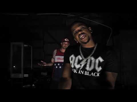 MIC MAZE FT. P.B.J - GREASY