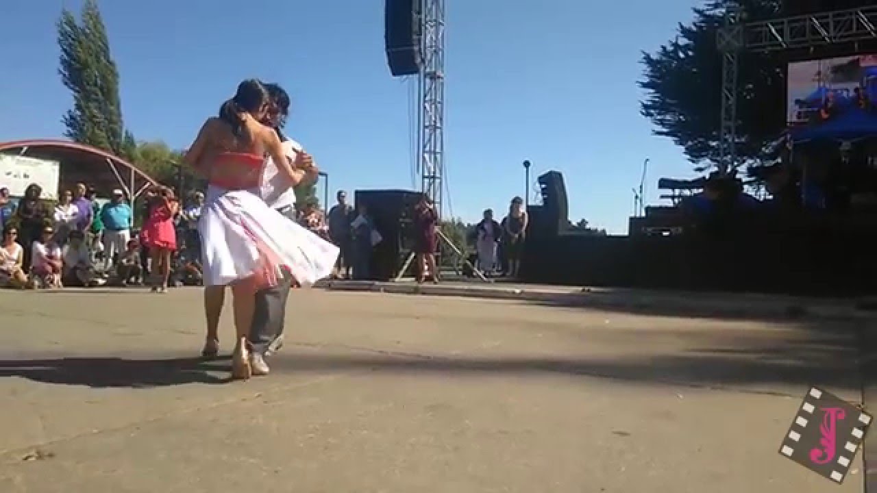 MARIANA DRAGONE + GASTON TORELLI +  ARIEL VARNERIN (El Abrojito)