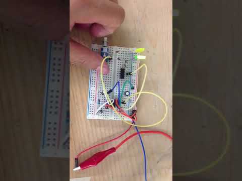 Solar Car Turn Signal Circuit Demo