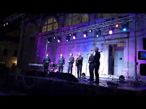 Najbolje hrvatske klape na Stradunu (Klapa Cambi)