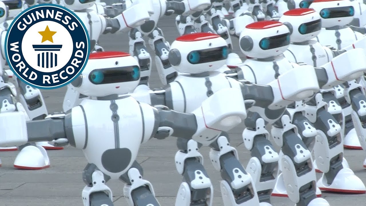 Massive robot dance - Guinness World Records thumnail